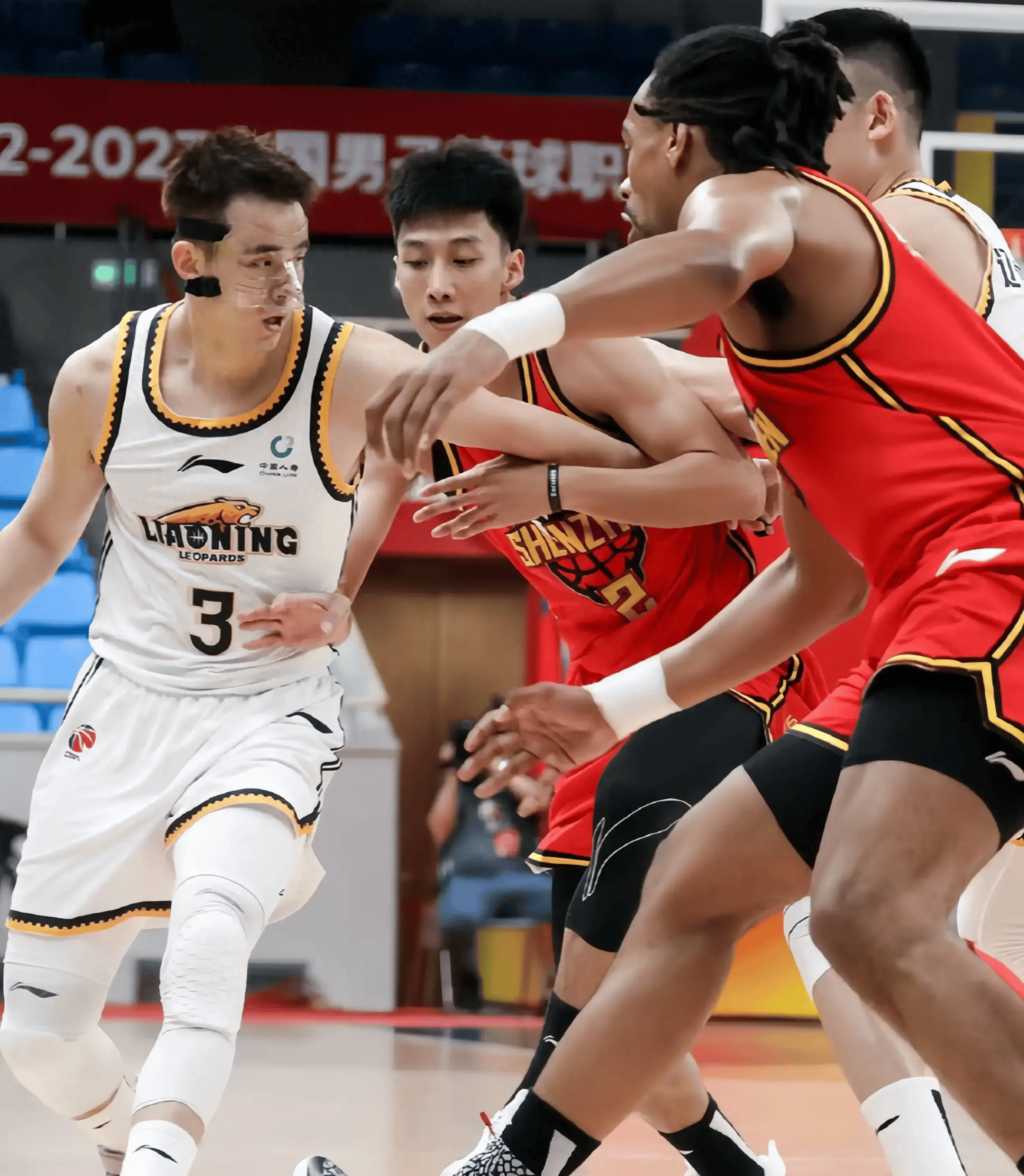 冲刺阶段纽约尼克斯备战CBA季后赛，刷新队史纪录细节流出，悬念犹存，控场能力成焦点的简单介绍-九游体育