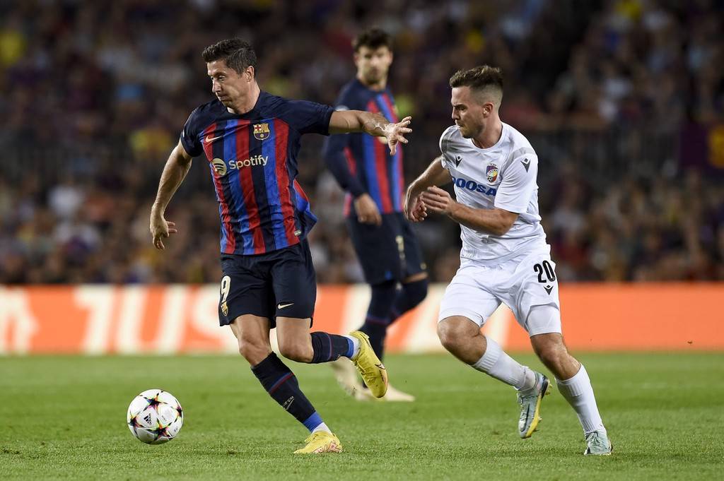 包含赛地聚焦——欧冠官宣日热度飙升,巴塞罗那篮球队队长鼓劲,赛场秩序良好,医务组通报恢复的词条-九游娱乐电竞