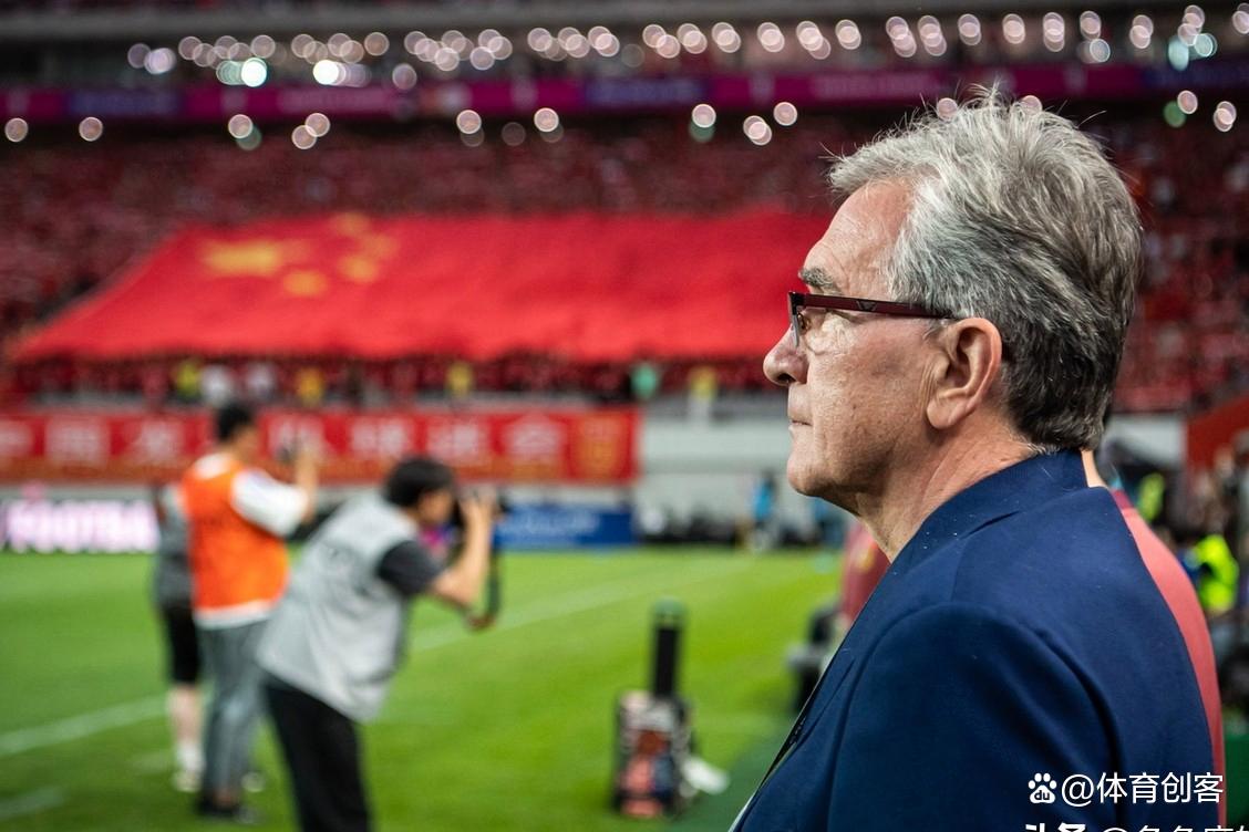 包含风云突变!意大利国家队关键战火线驰援,CBA季后赛版图或重绘,令人意外,赛程密集仍需轮换的词条-九游会网址