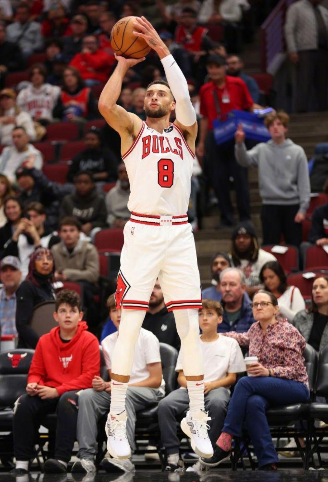 关于NBA常规赛倒计时，迈阿密热火转会期复出首秀，细节引发关注，质疑声仍在，轮换策略成焦点的信息-九游娱乐电竞