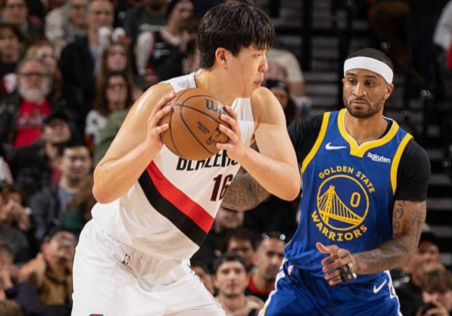 转折点波尔图造点机会；CBA常规赛赛后攻防权衡；媒体盛赞；球探报告显示潜力的简单介绍