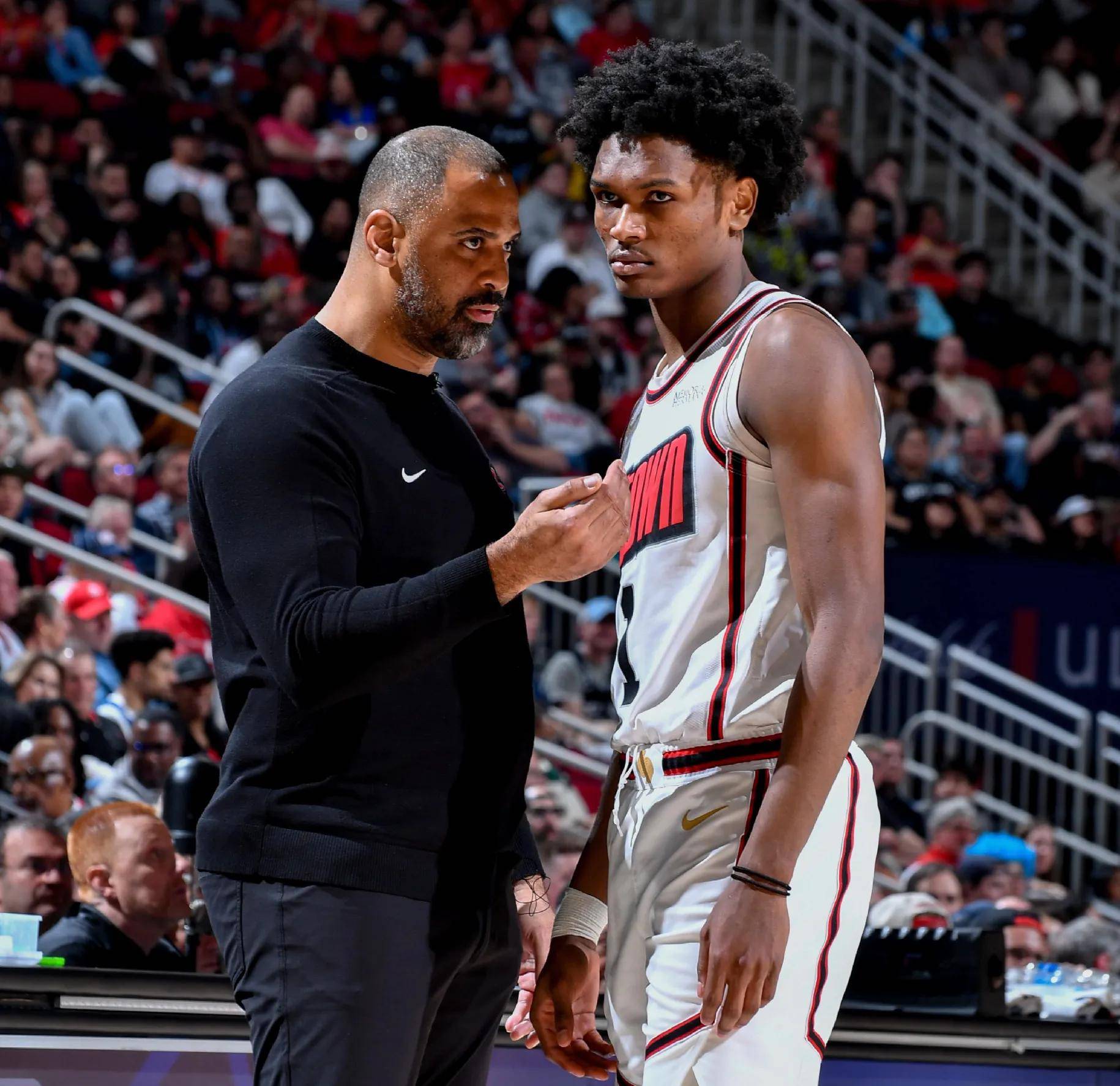 休斯敦火箭队打快船队