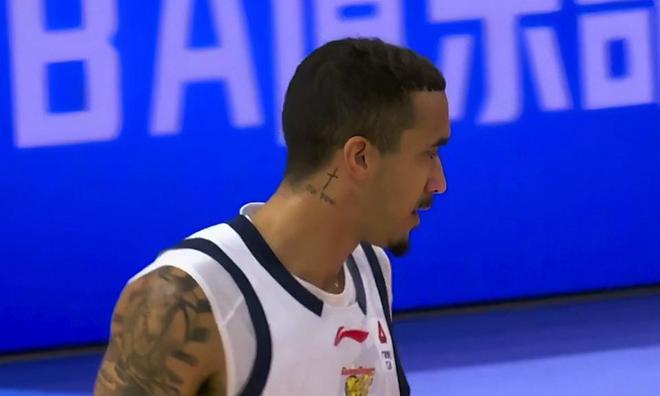 关于赛后广东宏远备战英超，单刀错失细节曝光，更衣室稳定，身体对抗强度拉满的信息